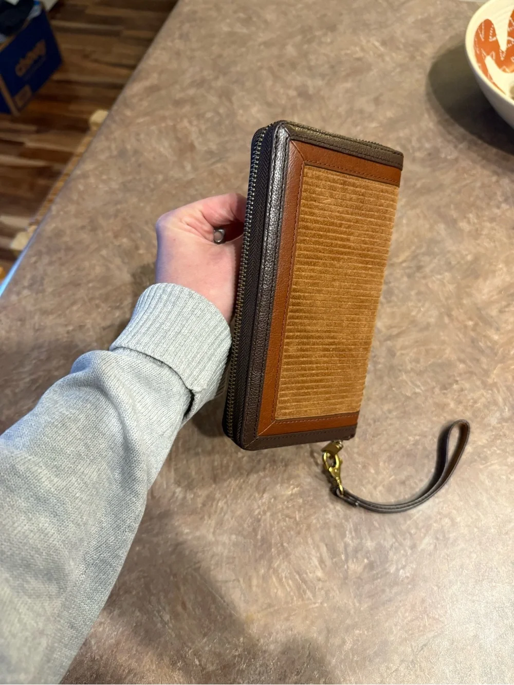 FOSSIL Brown Leather Wrist Wallet